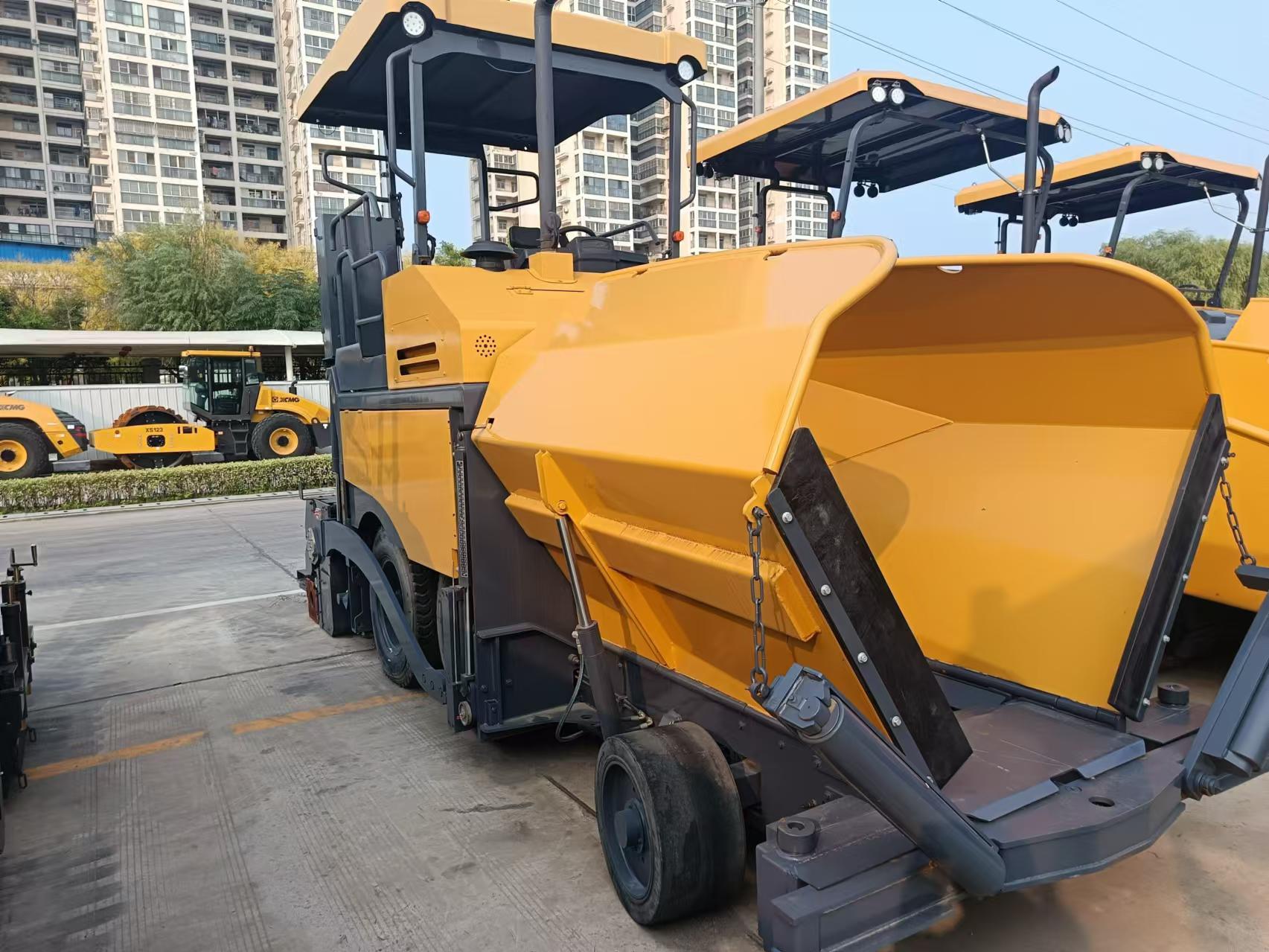 XCMG Paver